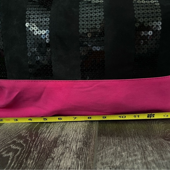 Victoria Secret Tote - Picture 8 of 9